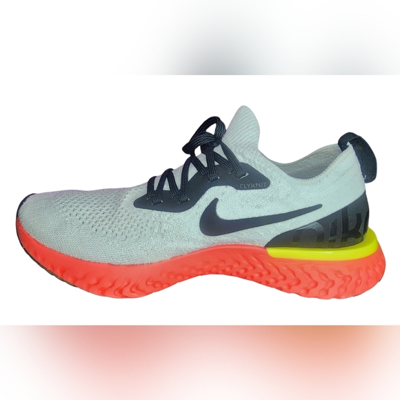 Nike Epic React Flyknit Running Shoes, Youth 7 - Picture 6 of 9